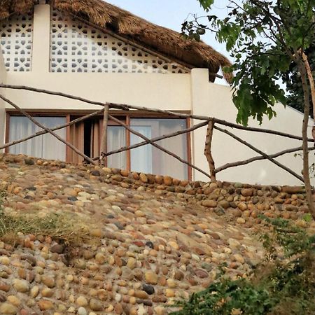 מלון Una  Agni Eco-Retreat מראה חיצוני תמונה